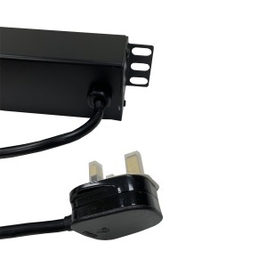 PDU 5 Way Horizontal Switched 13A UK Plug 13A UK Socket Black (L)490mm Cord 3Mtr