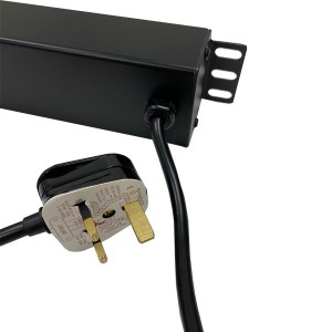 IEC Power Distribution Units 10 Way Horizontal Switched 13A UK Plug 10x C13 Black (L)490mm Cord 3Mtr