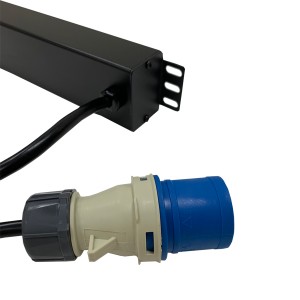 IEC Power Distribution Units 8 Way Horizontal Switched 16A BS4343 Plug (Commando) 8x C13 Black (L)490mm Cord 3Mtr
