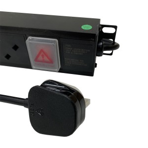 PDU 16 Way Vertical Switched 13A UK Plug 13A UK Socket Black (L)1095mm Cord 3Mtr