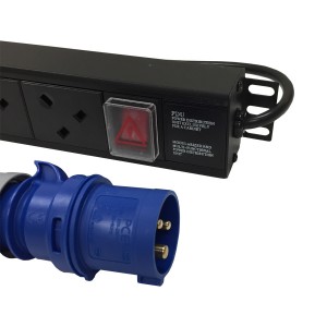 PDU 16 Way Vertical Switched 16A BS4343 Plug (Commando) 13A UK Socket Black (L)1095mm Cord 3Mtr