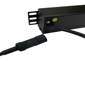 PDU 6 Way Horizontal Switched IEC 320 C14 Plug 13A UK Socket Black (L)490mm Cord 5Mtr