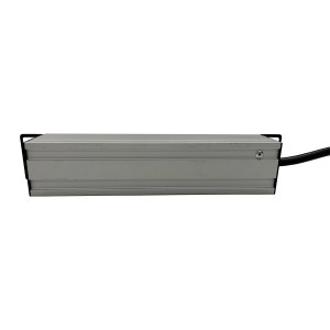 Minipatch 10 PDU 3 Way Horizontal 13A UK Plug 13A UK Socket Black (H)1U x (W)10"
