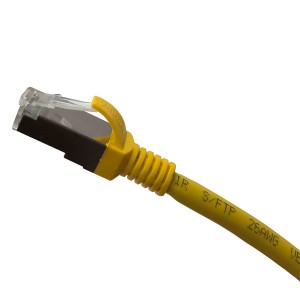 Patch Lead Cat6A S/FTP LSZH Moulded Boot 26AWG Yellow (L)3Mtr