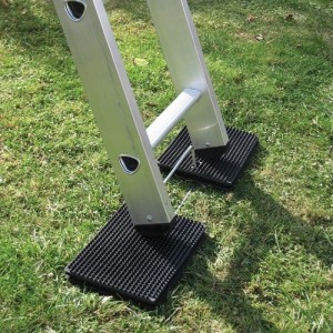 Ladder Leveller Black (W)24cm x (L)17cm
