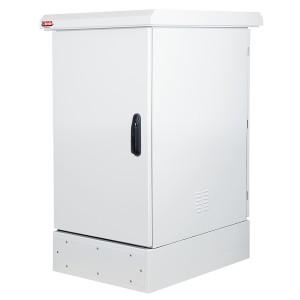 20U 19" Single Bay IP65 Pre-galvanised DX51 D+Z275 Swing Handle 3 Point Locking Double Layer Construction Plinth 200mm LN-OD-20U6080-LG-Z275 Light Grey (H)1258mm x (W)600mm x (D)800mm