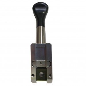 Longitudinal Window Stripping Tool For Use With MDU Cables