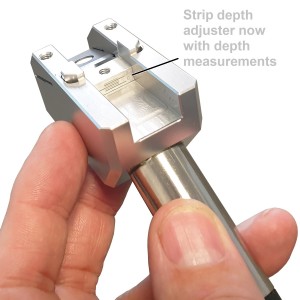 Longitudinal Window Stripping Tool For Use With MDU Cables