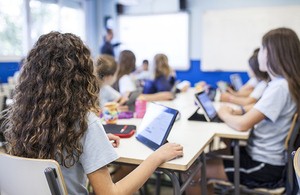 Pilot scheme brings gigabit broadband to rural schools