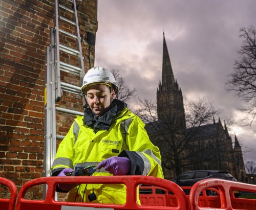 Salisbury becomes first UK city to drop copper for new services